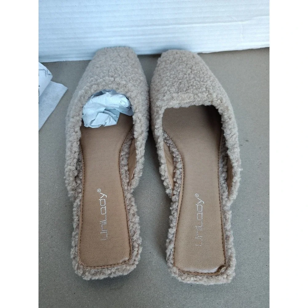 Fashion Nova Tavla Sherpa Flats Women's Size 7 Faux Fur Casual Slip On Mules